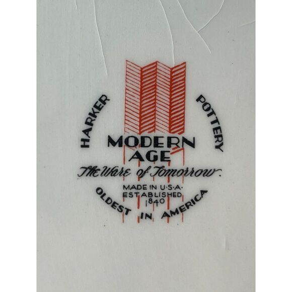 Vintage Petit Point Floral Needlepoint Harker Pottery Canister w/Lid USA Roses - Picture 6 of 13